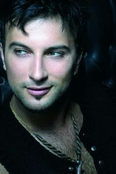 Tarkan autore Letrista songwriter Autheur