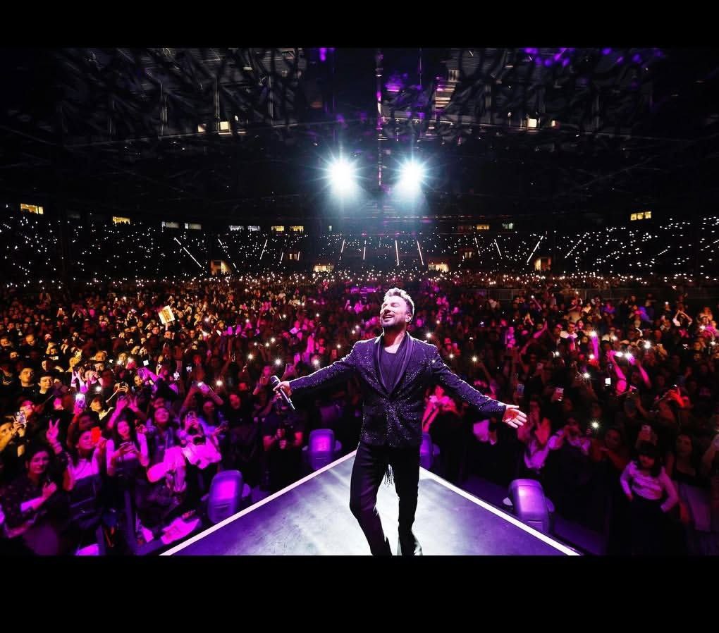 Tarkan Baku Crystall Hall Azerbaigian