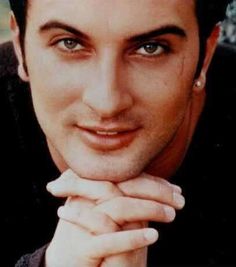 Tarkan Photo