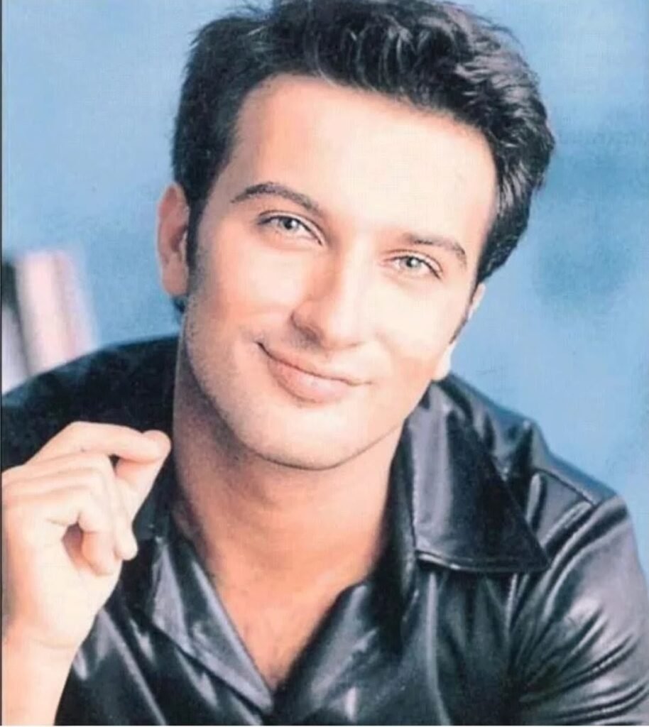 Tarkan Aacayipsin